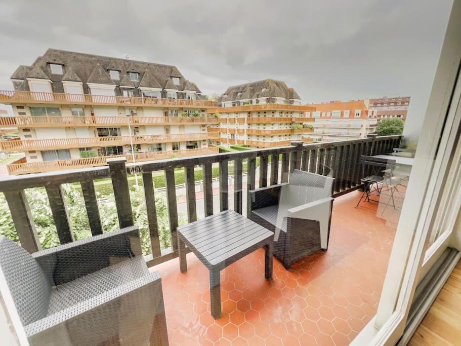 Deauville Triangle D'Or Proche Mer & Casino Aux Clefs Des Sacres Luaran gambar