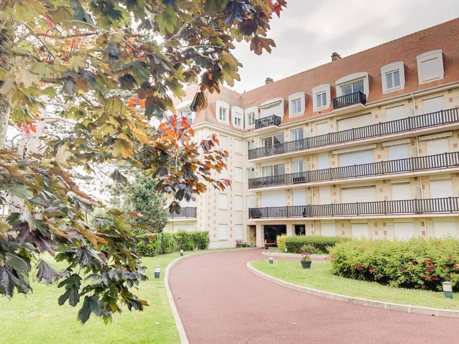 Deauville Triangle D'Or Proche Mer & Casino Aux Clefs Des Sacres Luaran gambar